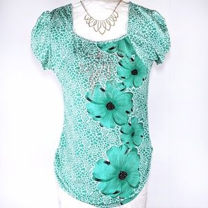 Green floral cap sleeve blouse